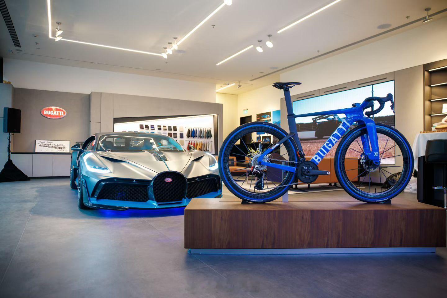 布加迪自行车见过吗？全球仅限量发行250辆。BUGATTI FACTOR ONE