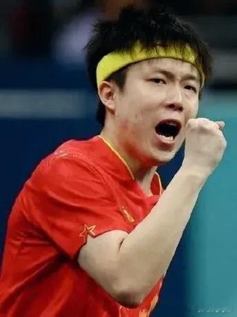 王楚钦决胜局爆发！国乒男团3：0夺冠！巴黎奥运会乒乓球男子团体金牌战刚刚结束。虽