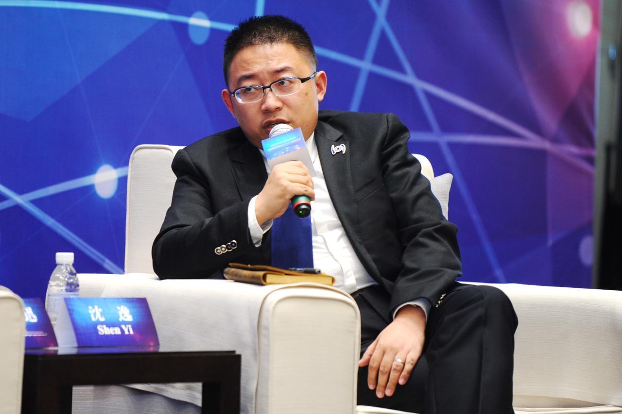 沈逸老师这句话最近刷屏了，简直像一篇穿越千年的战斗宣言，特别燃！尤其是那句核心警