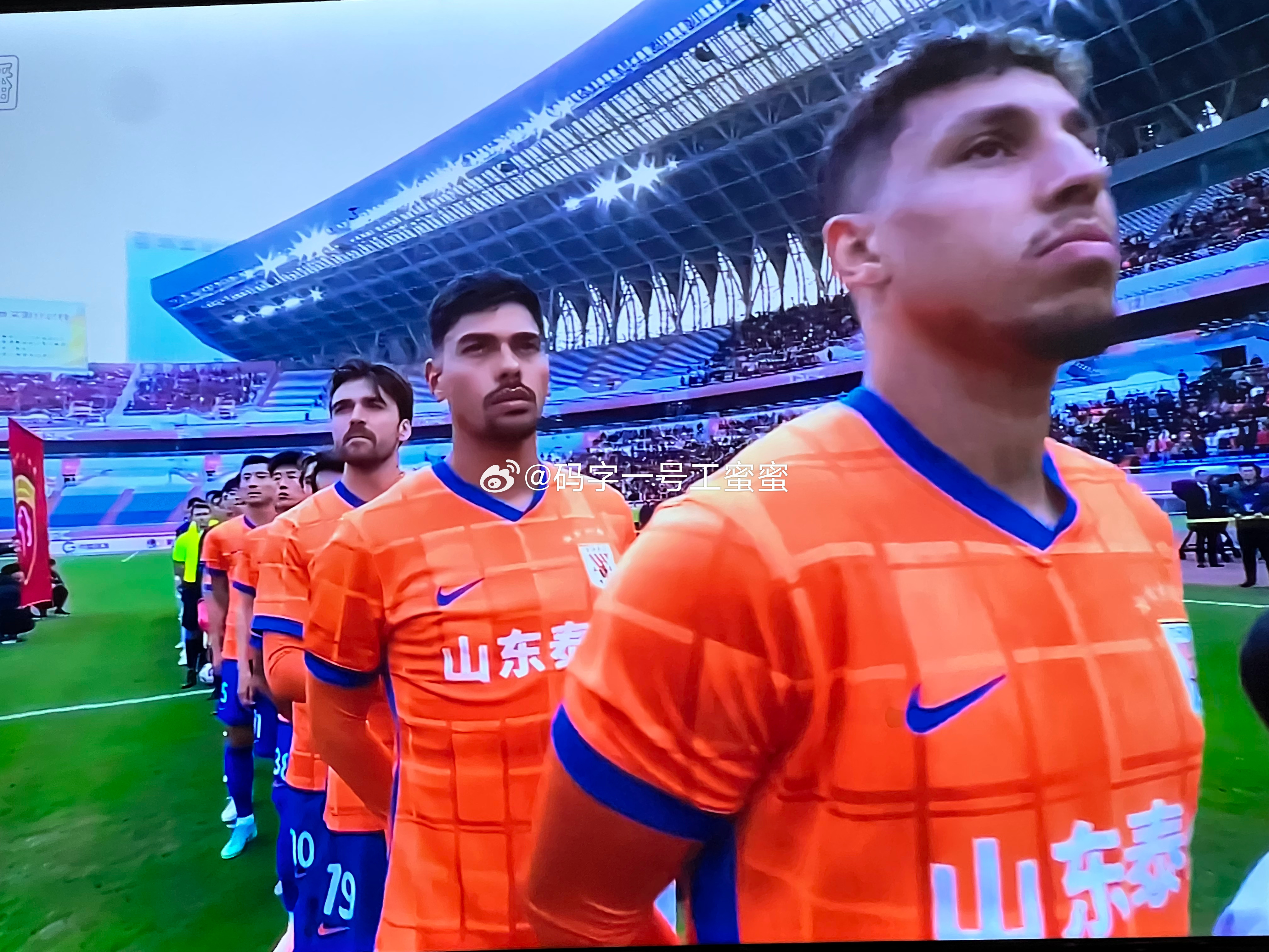 先看这场，也是事关冠军归属中超联赛 ​​​