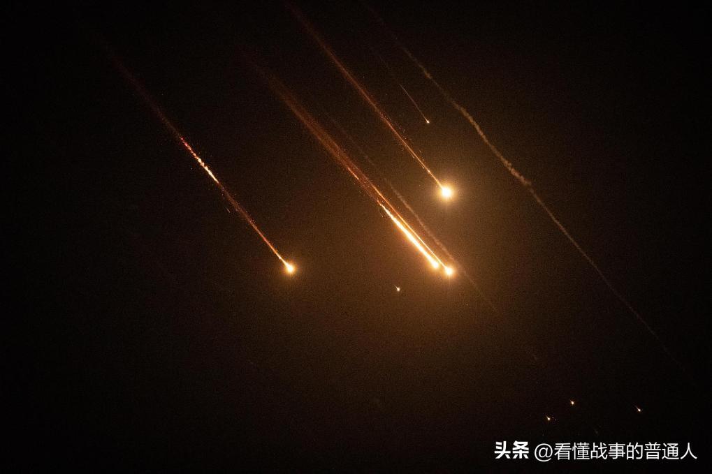 以色列斩首行动宣告失败，哈梅内伊住所被炸成废墟！很多人以为人不在就等于逃过一劫，