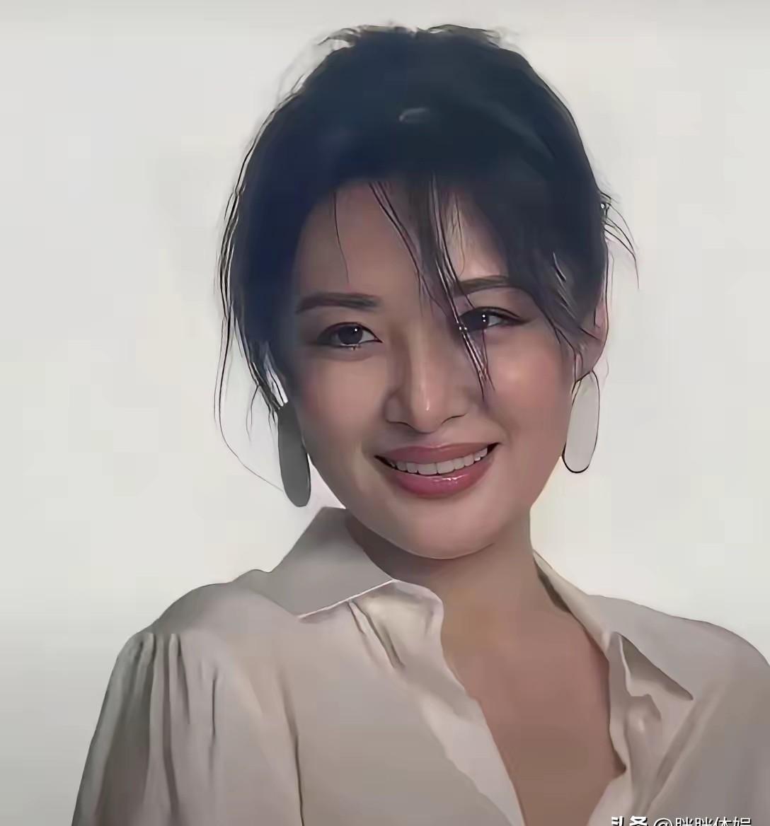 周涛真要拍短剧？
别急，先看看现在入局的人是怎么被AI干翻的。
现在做一部短剧，