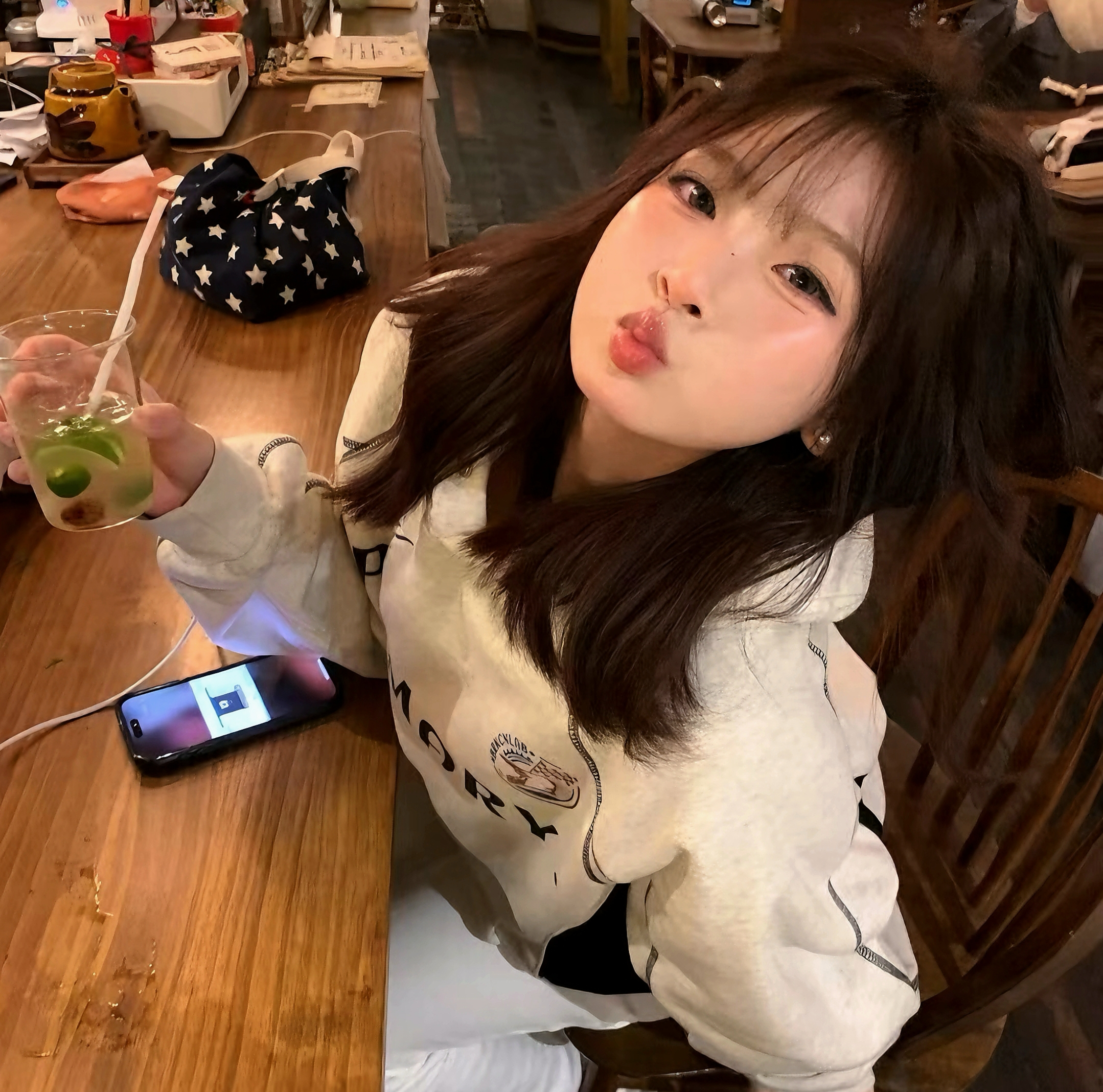 𝖊𝖒𝖔𝖙𝖎𝖔𝖓 ☺︎♥姑娘，你不必炫耀，我吃过那碗饭，我觉得并不好