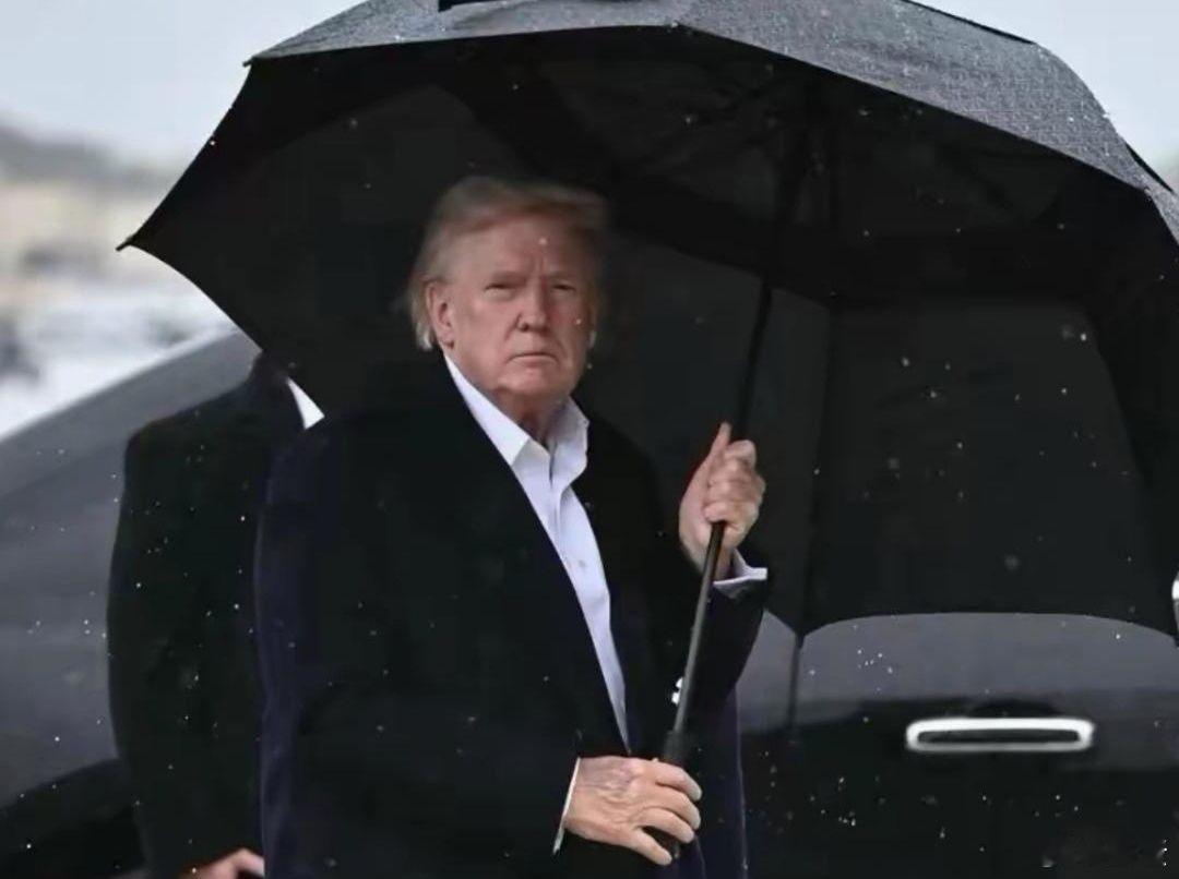 军演打响，特朗普竟淡定表态：我不担心，他们在那一带军演都20年了……… 