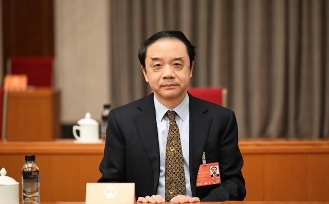 1300亿人民币能做什么？十年前，中国科学界为这笔巨资该不该“砸”进地底，造一台