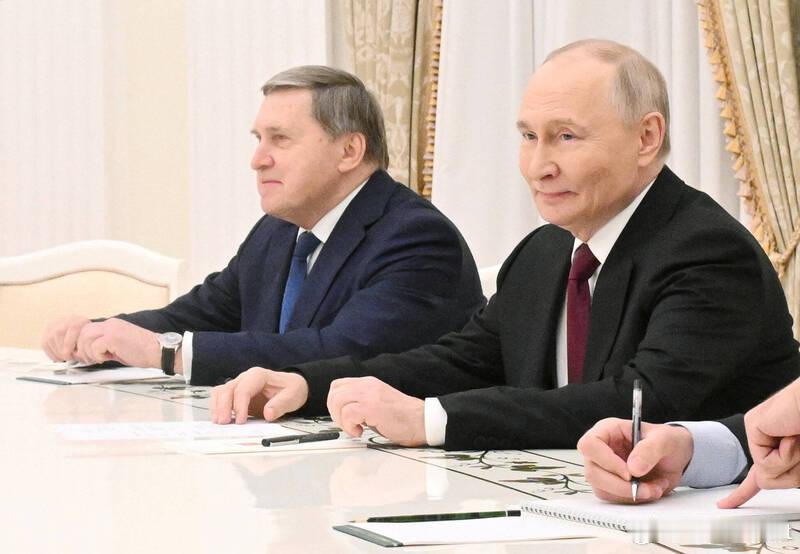 【美提议“乌俄美三方会谈”遭打脸 克宫：根本不在议程上】海外新鲜事俄乌冲突 乌克