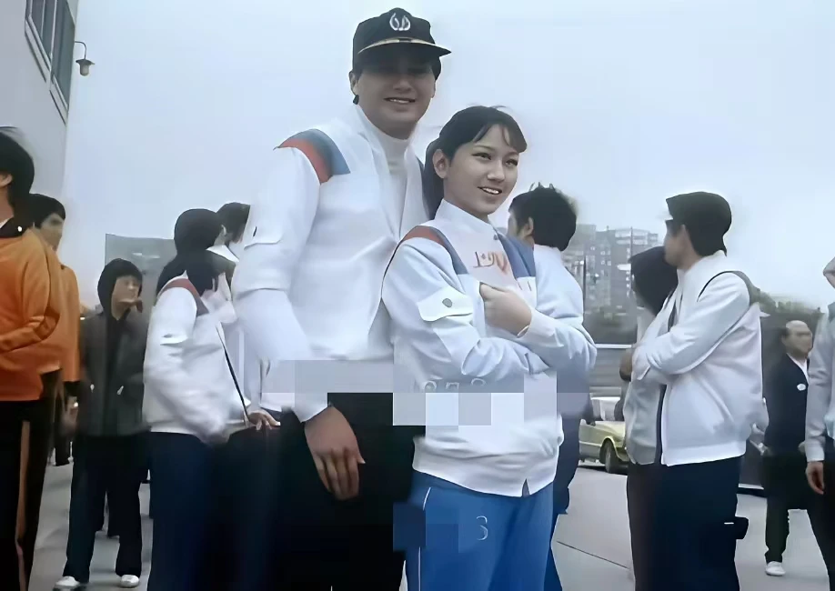 年轻时的周润发与赵雅芝