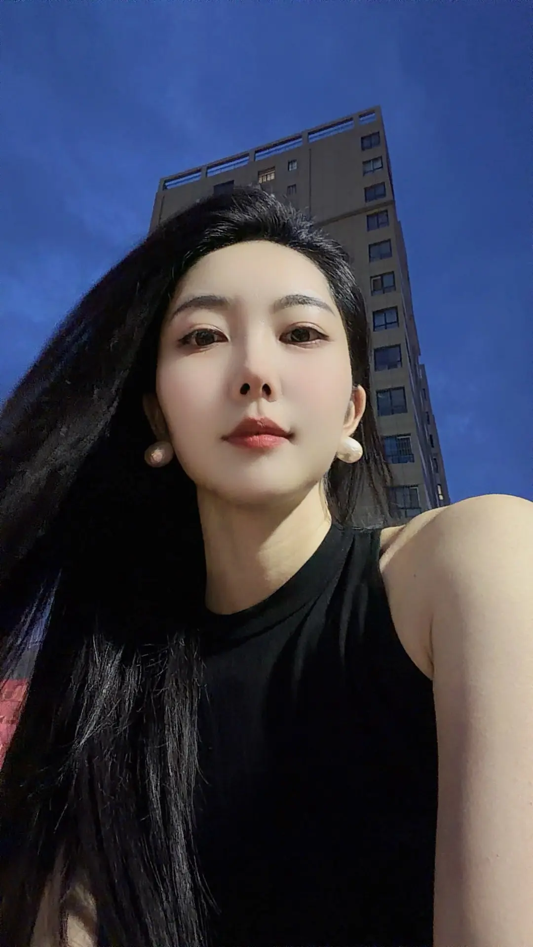 那些看似高冷的人 往往才是最真诚的人