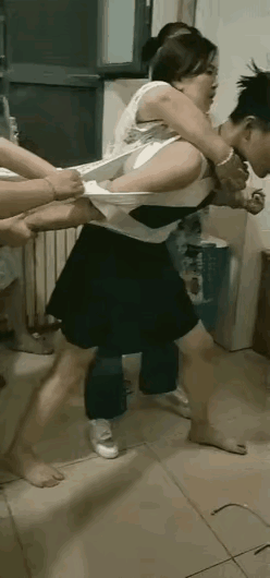 什么情况，看了半天也没看懂[捂脸]