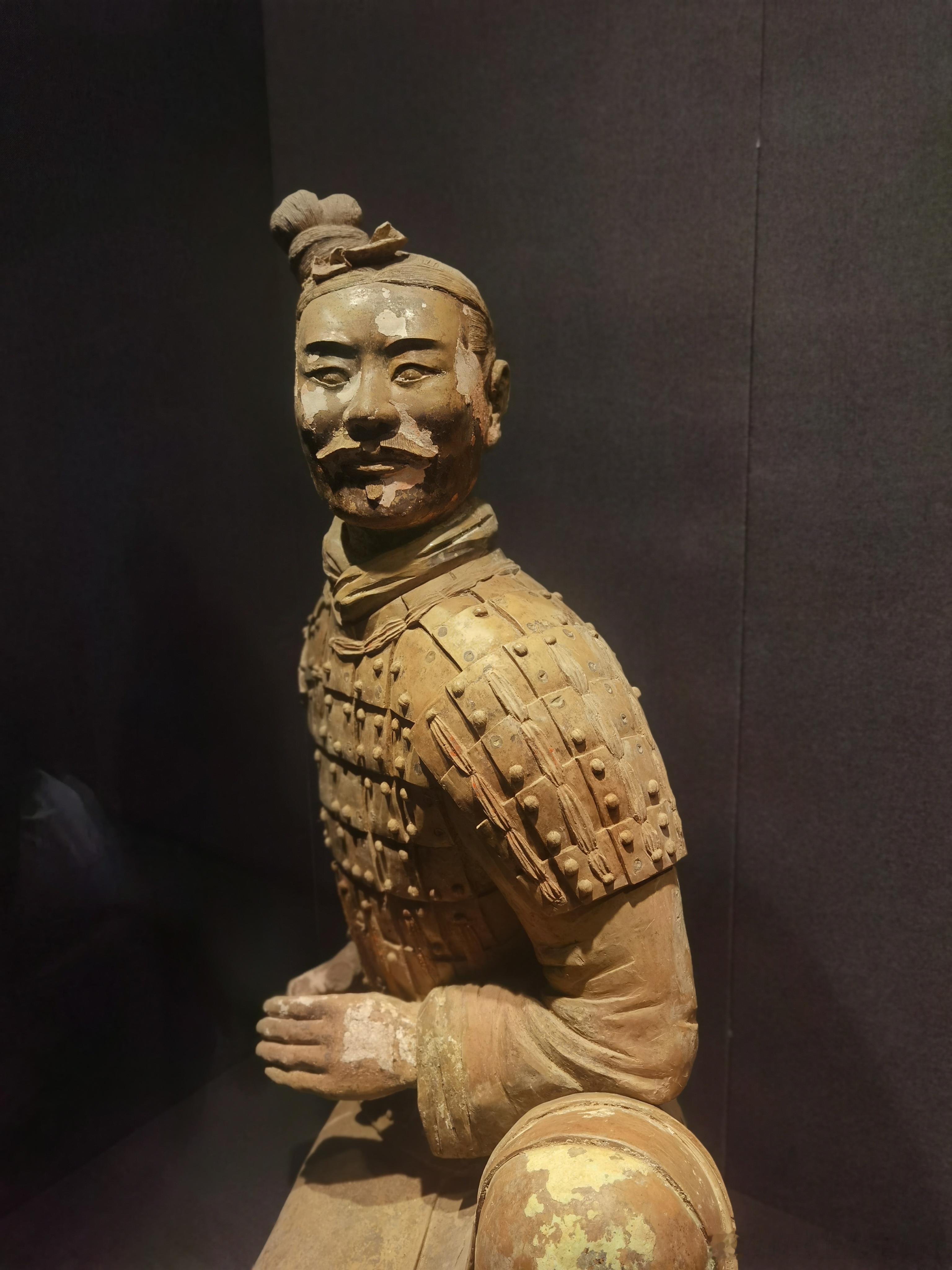 自古好面相一直没变国字脸、鼻颧有势、耳大服贴 