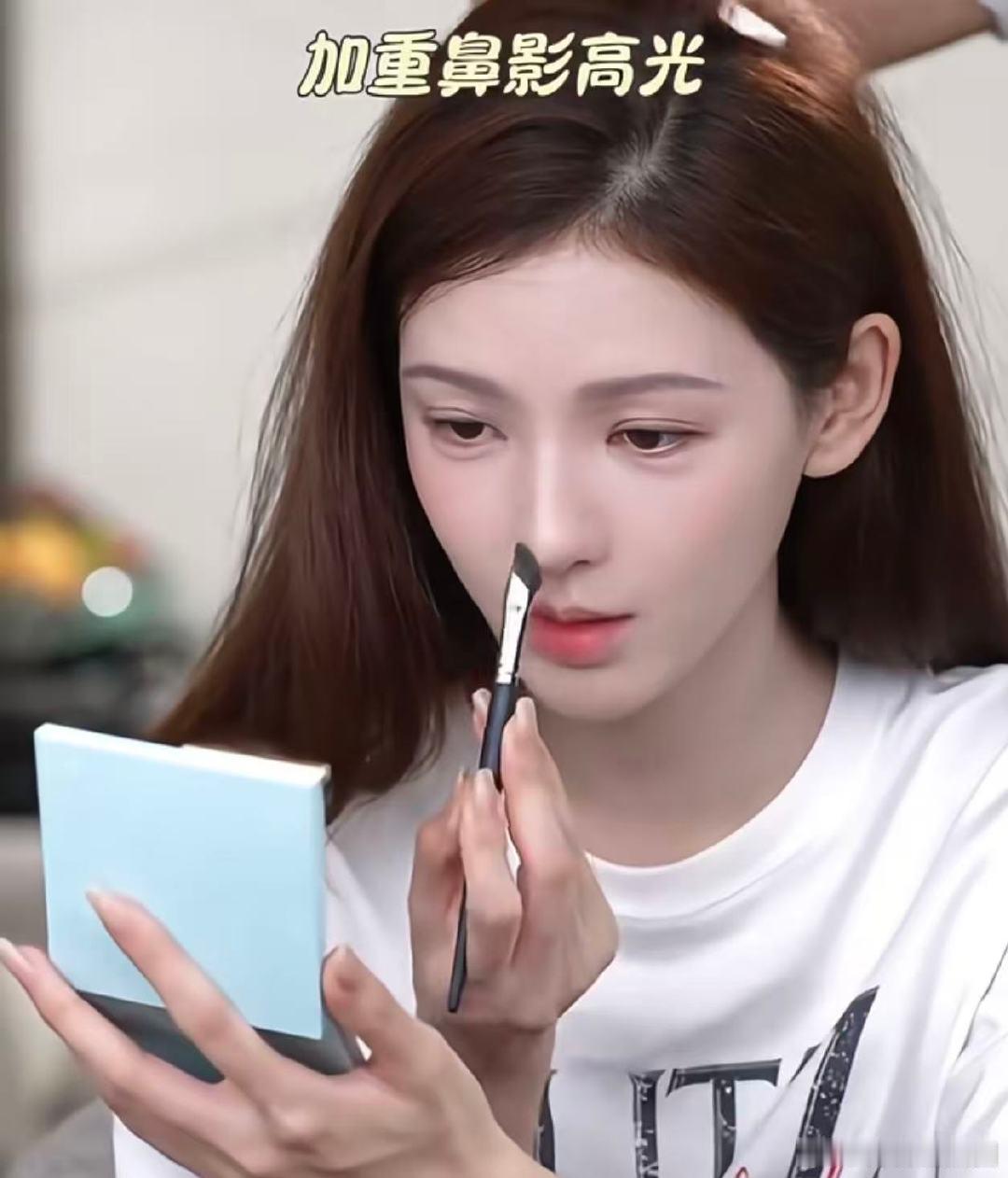 张予曦得到驾照丢了脸面合伙人股东大会驾照成功到手，脸面和妆容就地牺牲，这波付出真