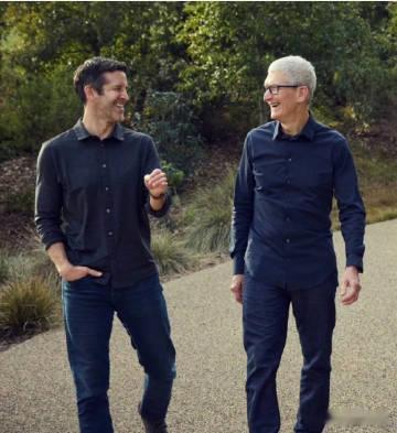 库克不再担任苹果CEO据报道，苹果 15 年来首次 CEO 更迭，特纳斯 9 月