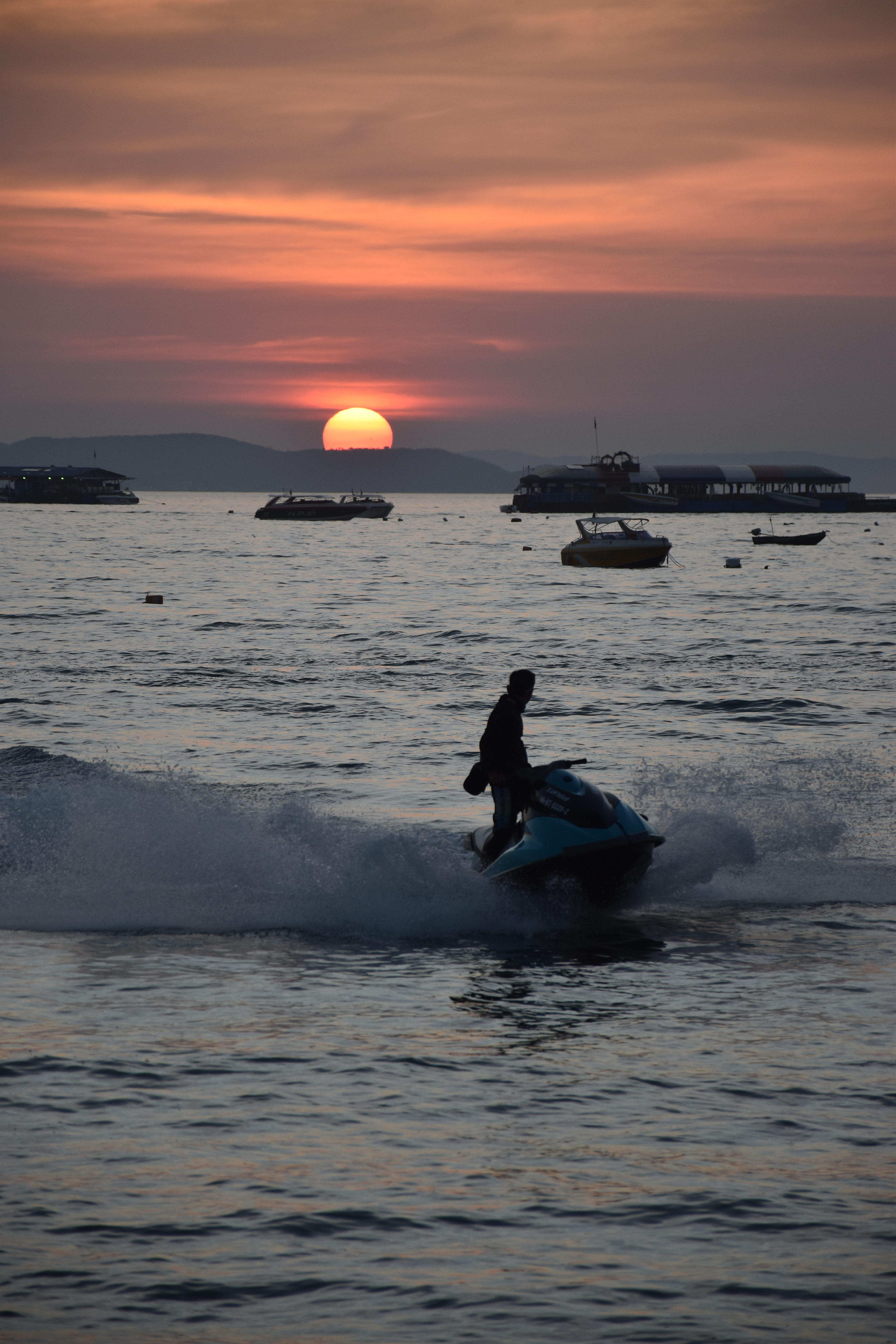 chill 泰国·Pattaya Beach (หาดพัทยา)