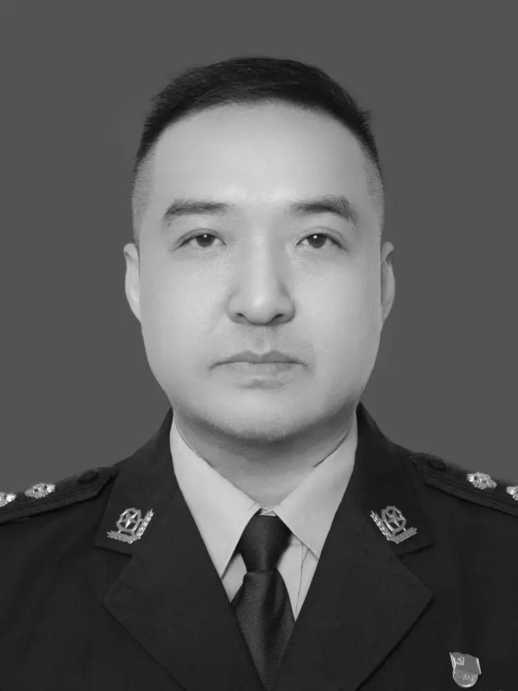 朱涛（1978年3月—2024年10月19日），男，江西湖口人。2000年11月