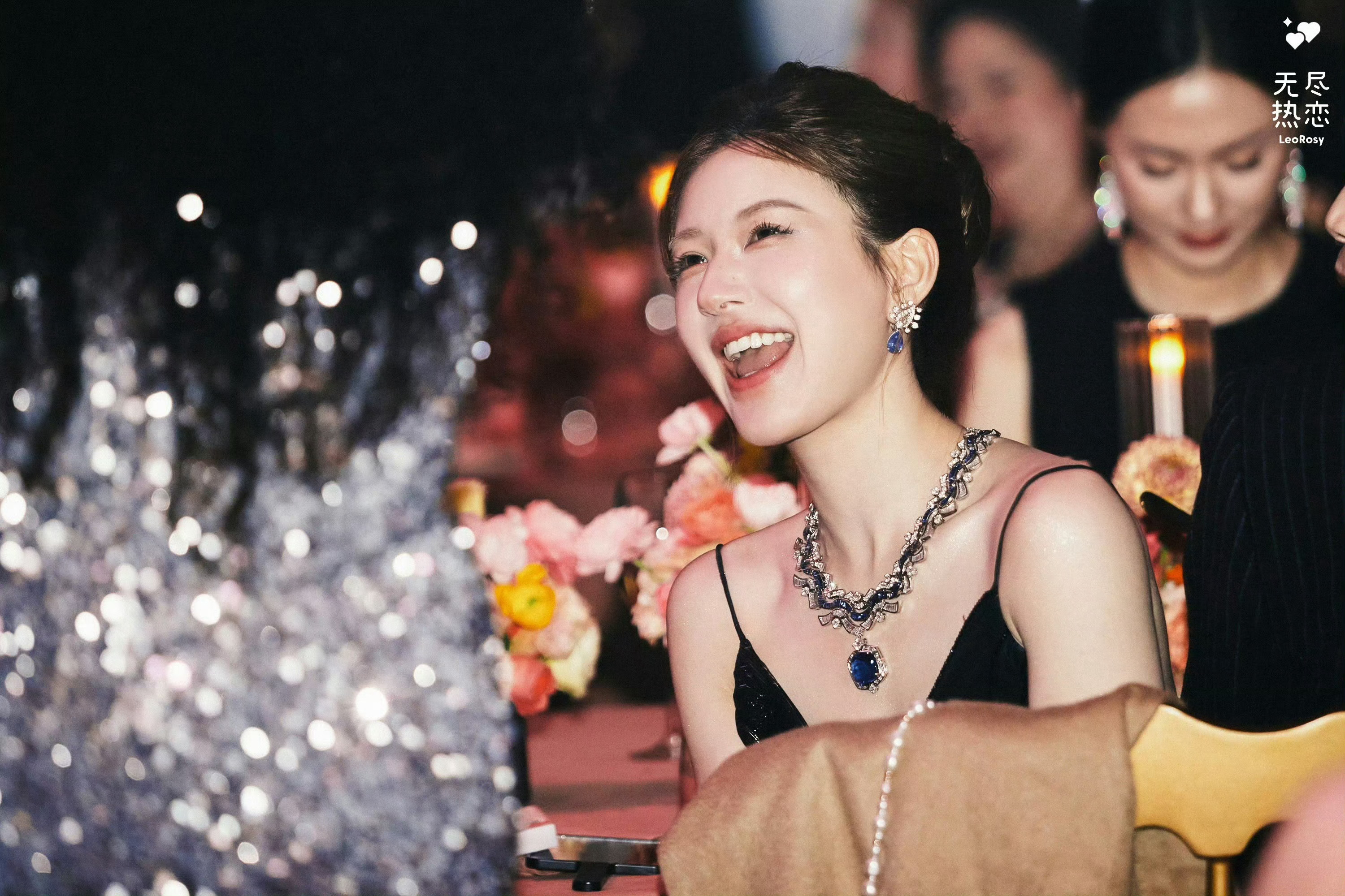 【赵露思】这个大表情真的给人种许我耀眼的感觉 字面意义上的 许我耀眼大结局 ​​