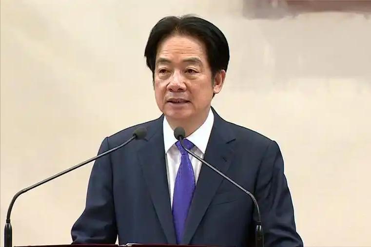 赖清德这下尴尬了，居然天真到以为，只要他卡着不签字，厦金大桥就别想通车！可9月2
