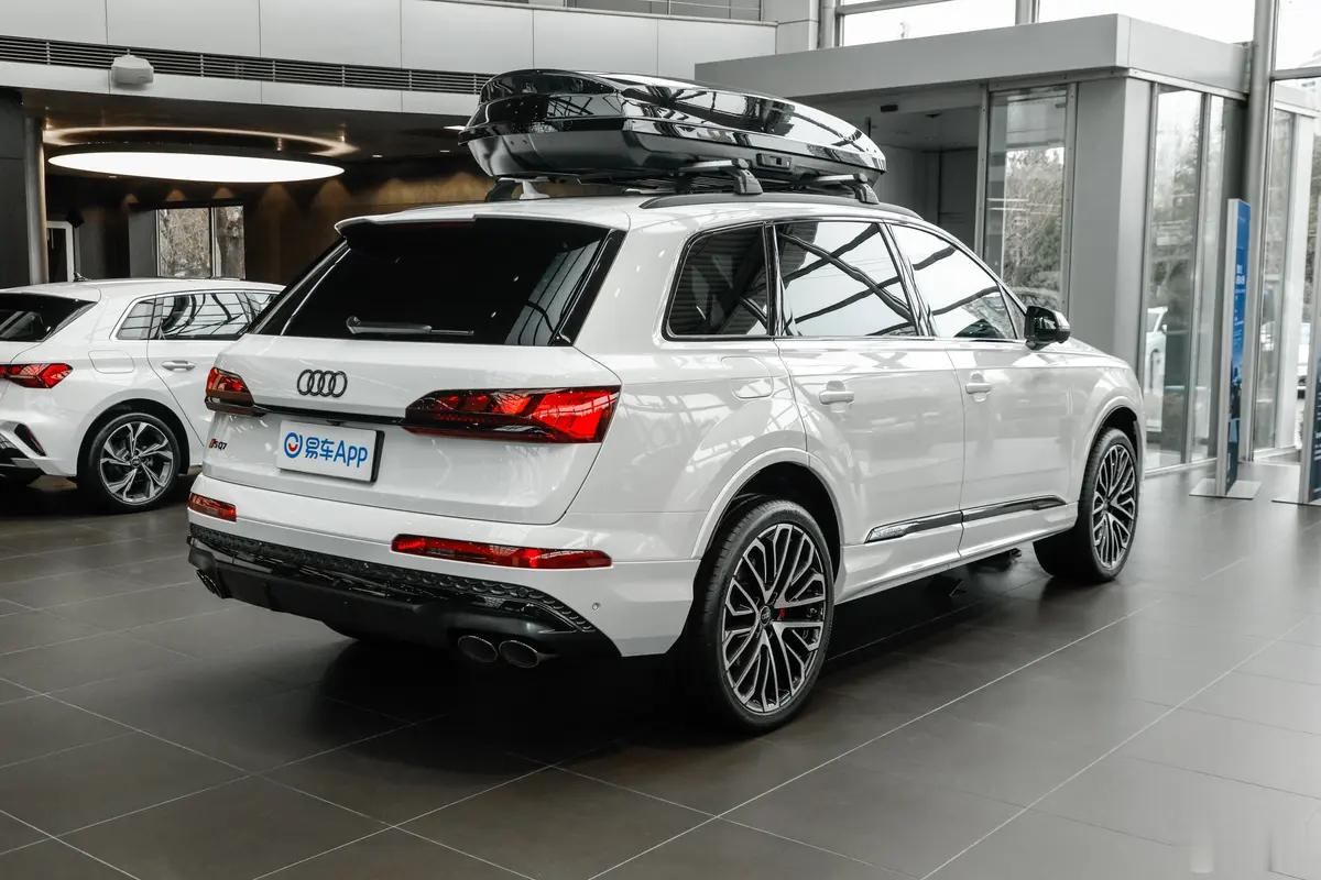 好车分享 Audi SQ7，非常非常低调，跟普通Q7几乎没有任何区别，我喜欢这样