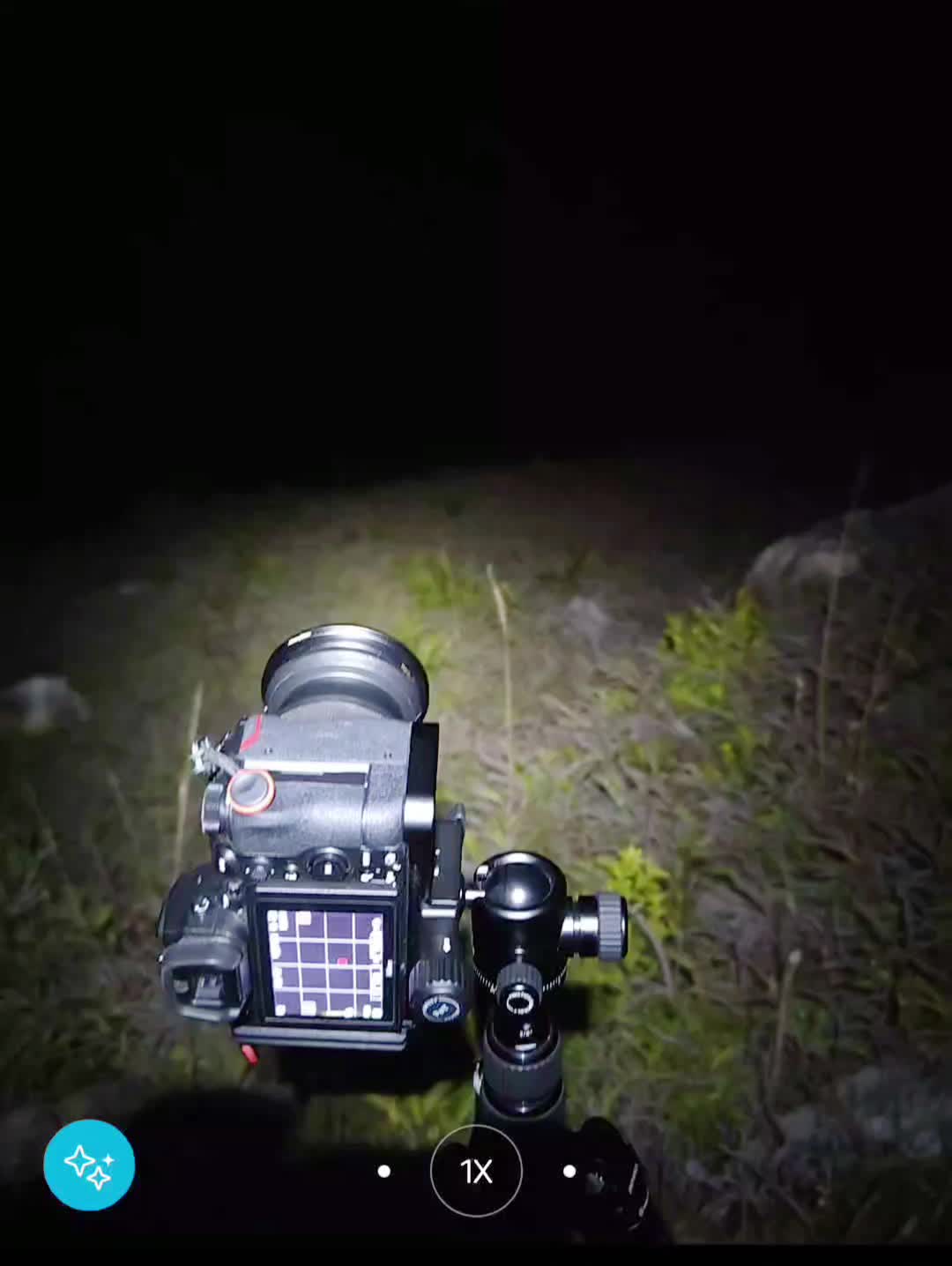 当天色渐暗，我和朋友一起拍到了驶向北斗的一幕！