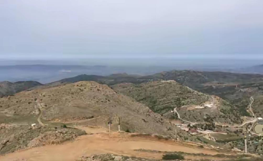 每日推进300米，朱拉尼趁乱渗透戈兰高地，在以色列最痛时捅一刀。
​​中东的乱局