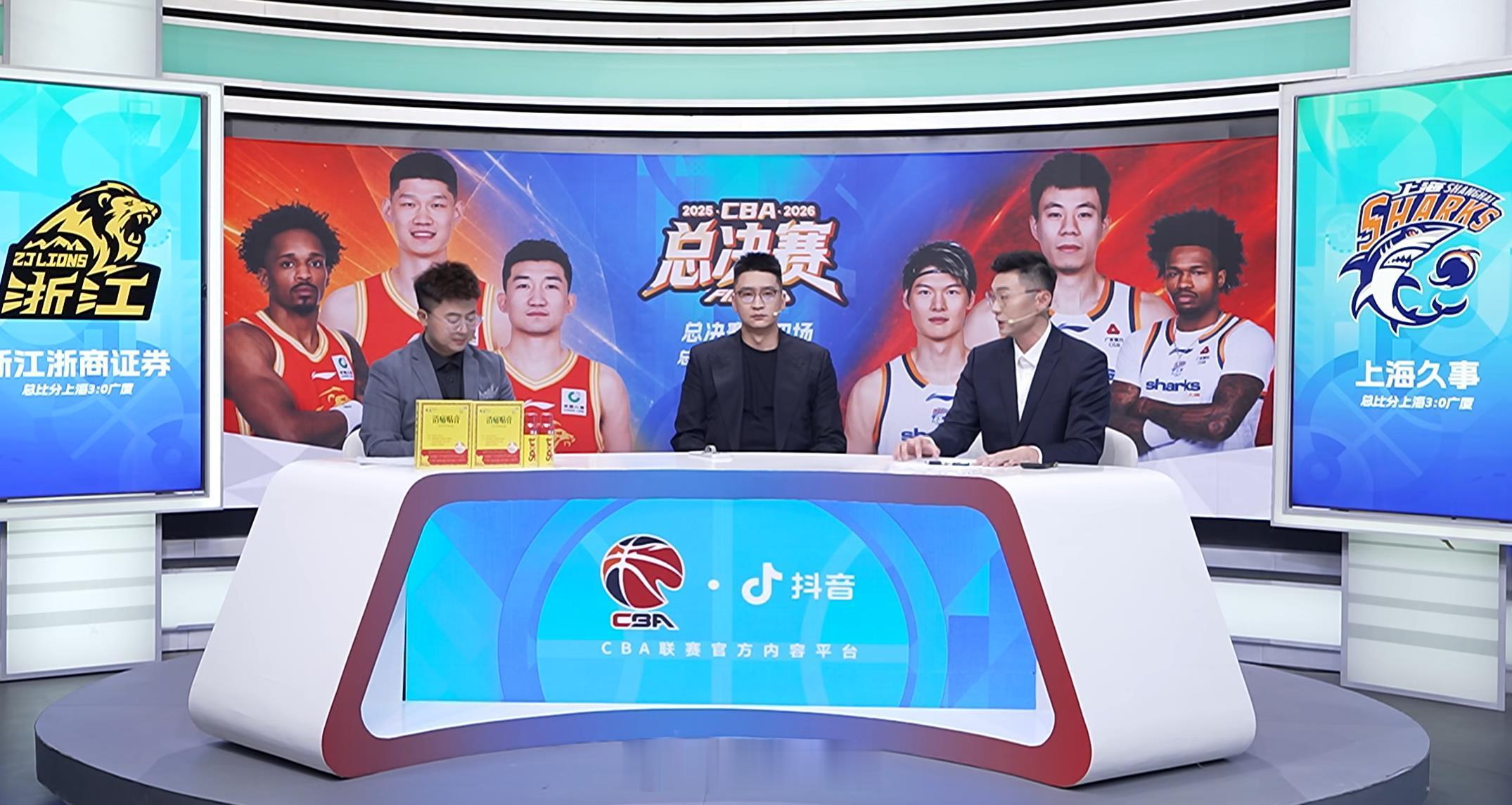cba总决赛CBA 后面背景图的金金，换图了
