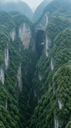 【AI 生成】盾构机打隧道就是这样轻松！👍