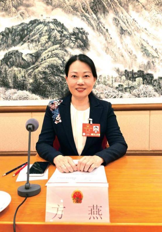 全国人大代表方燕建议：家暴受害者离婚不用冷静期，因为受害者可能在冷静期内遭受二次