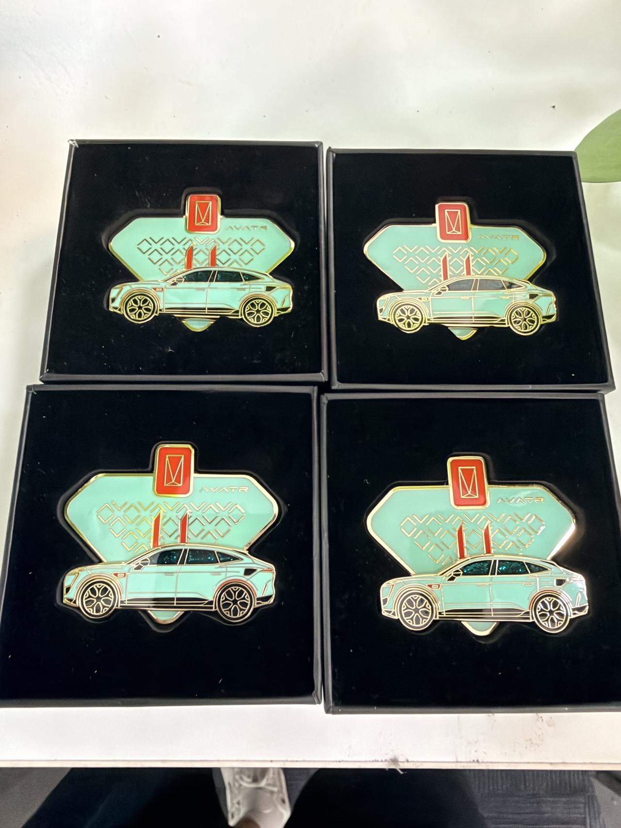 周末福利！
关注我，转发本条
就有机会获得阿维塔冰箱贴！
抽奖详情