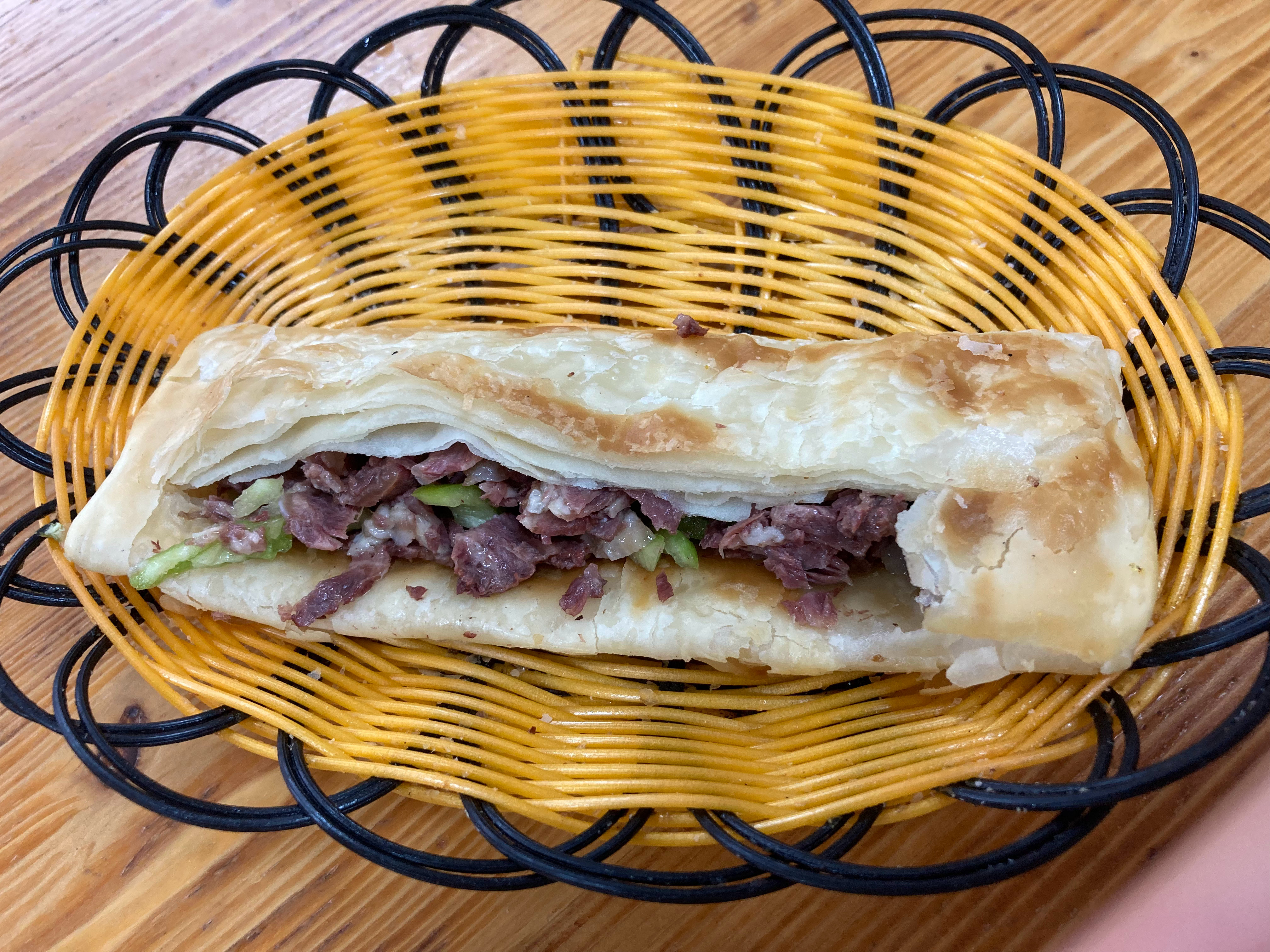 上月在定州平生第一次吃马肉，当是本命年化煞了