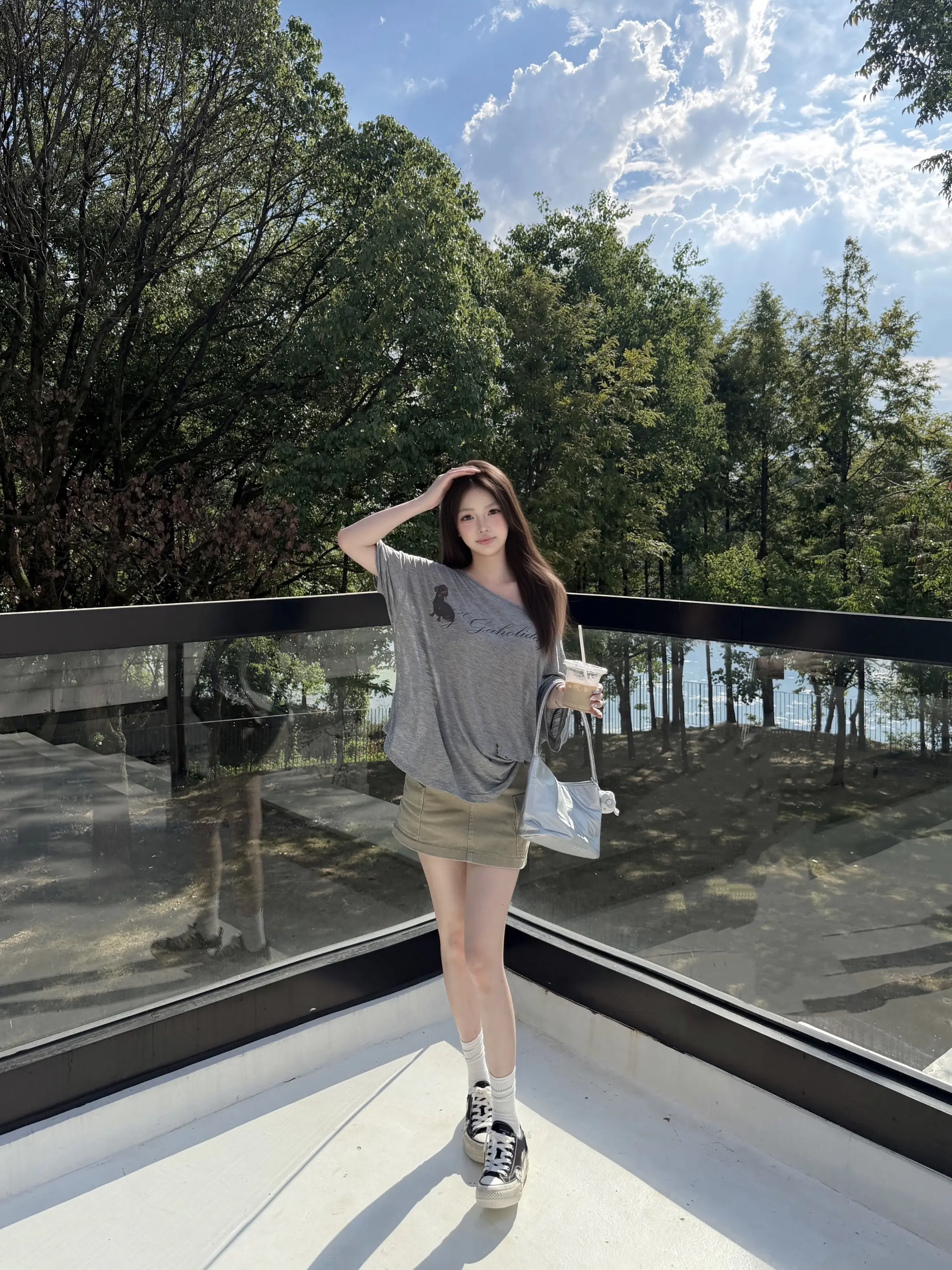 过往的欢乐 是否褪色 想问你怎么舍得