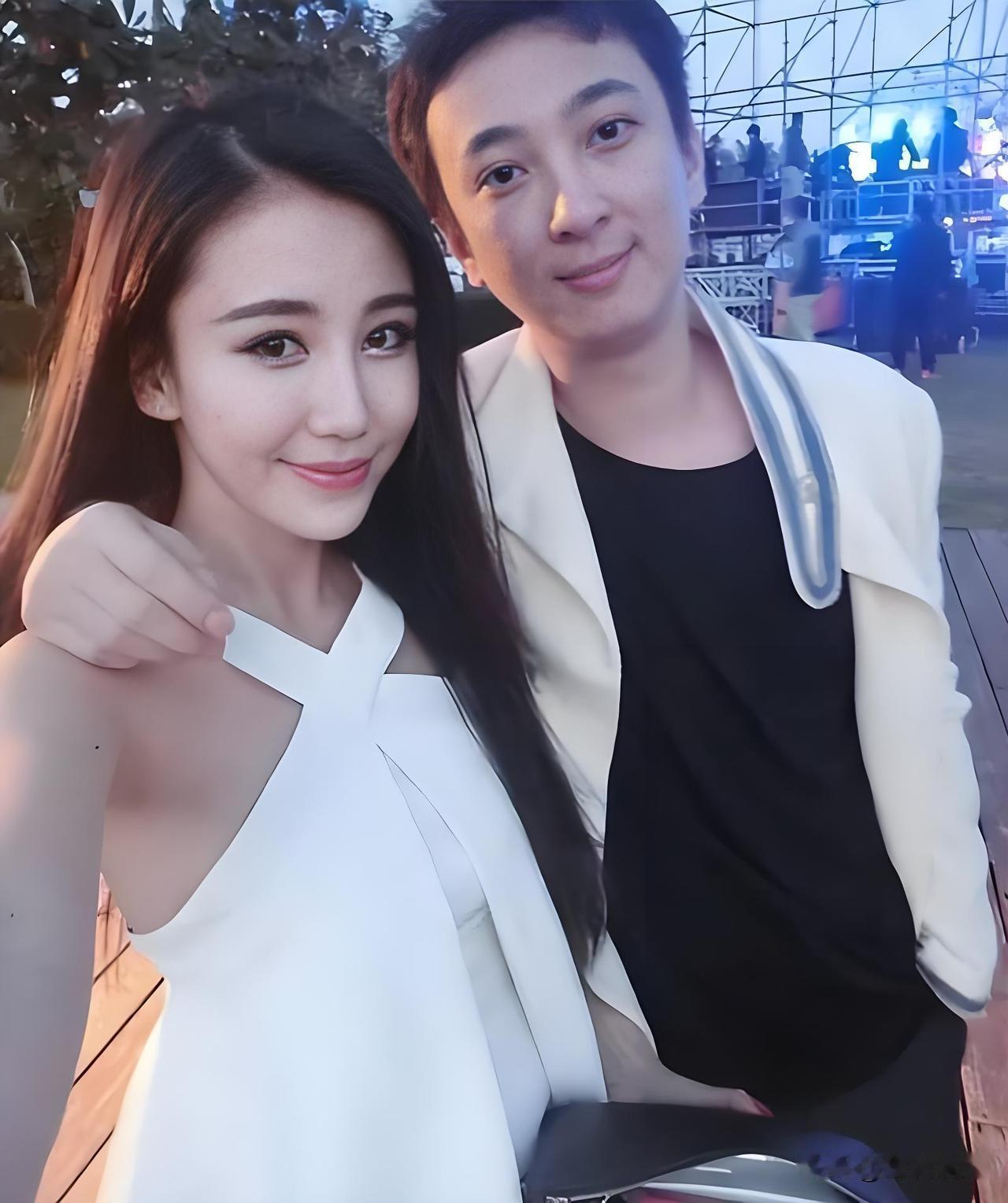 王思聪究竟谈过多少女朋友？
 
网上流传王思聪有17‑19任女友，这个数字只是媒
