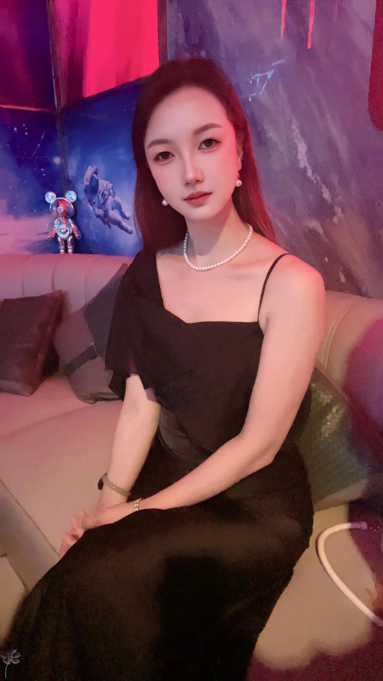 不必多言  气质替你诠释
