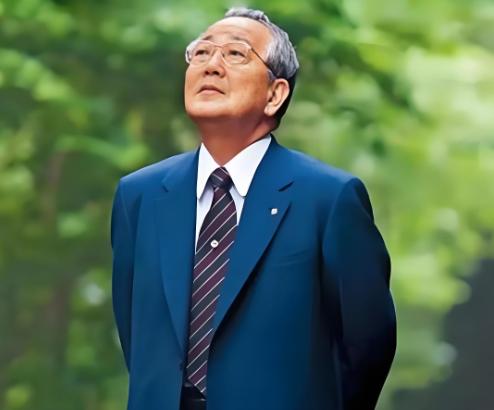 特别喜欢稻盛和夫的这段话：“渔夫出海前，并不知道鱼在哪里，可他还是选择了出发，因