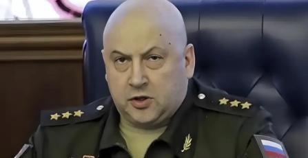 美国彻底没希望了！！俄罗斯军事专家伊戈尔·科罗特琴科直言：美国彻底没希望了，因为