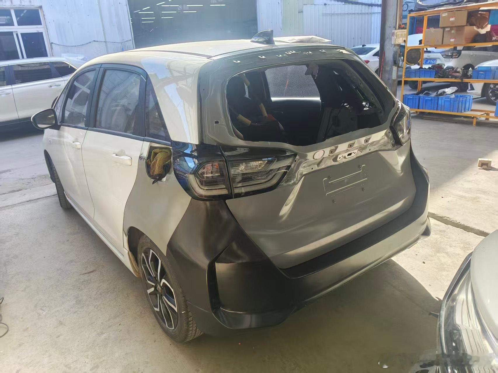 脆皮来福还在“住院”这配色看着很竞技第一时间想起标致308GTI4代飞度刚发布就