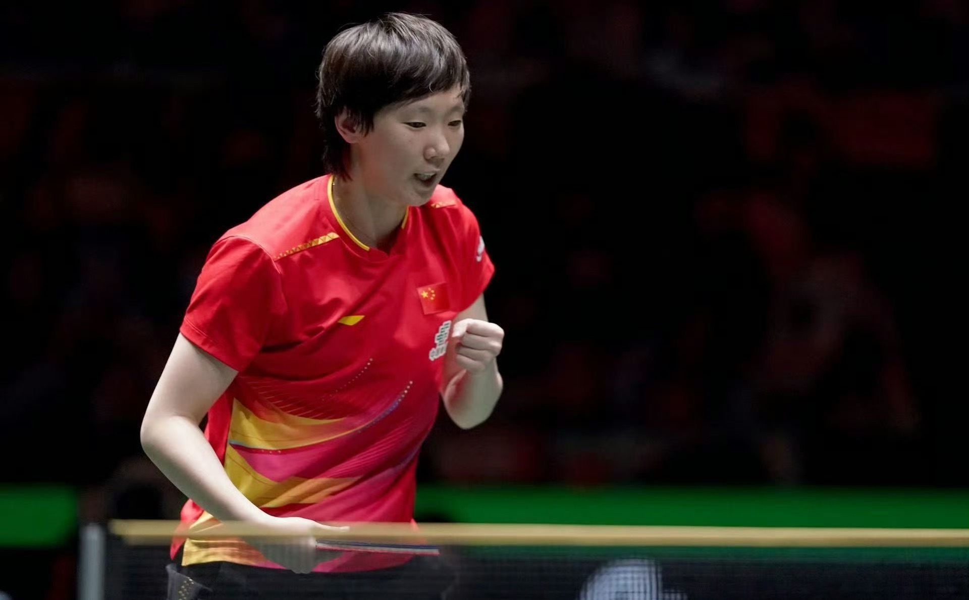 王曼昱vs帕瓦德王曼昱3-0帕瓦德……虽然第二局遇到点麻烦，但是王曼昱连得六分，