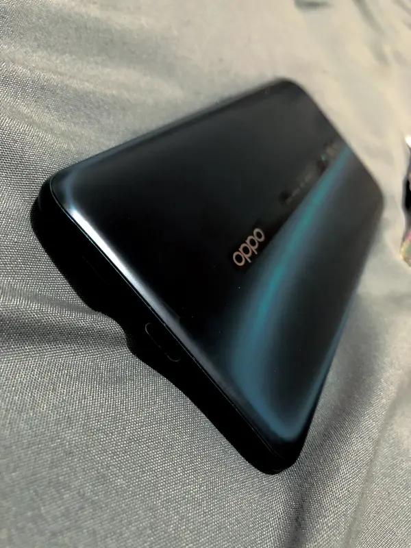 4000块拿下OPPO Find X9 Pro！续航绝了但充电拉胯
蹲了整整20