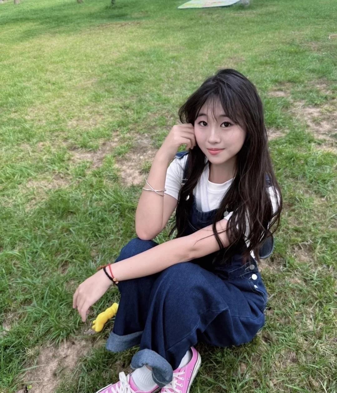 get到了背带裤的春天～
春游野餐 树会知道春的来意 抬头拍树 拥抱春天的一百种