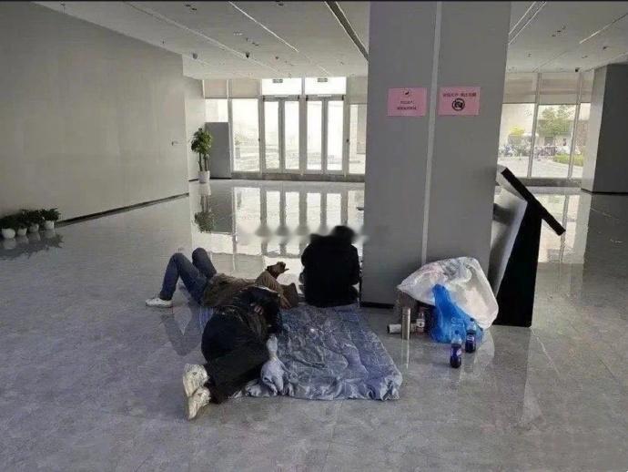 哪吒汽车近期被曝解散研发团队，员工签署离职手续可获N+1赔偿，赔偿日期截止到5月