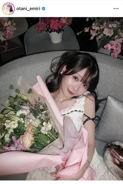 温柔沉稳的姐姐
言谈举止礼貌得体
营造出柔和的氛围感
带点小心机的可爱
大谷映美