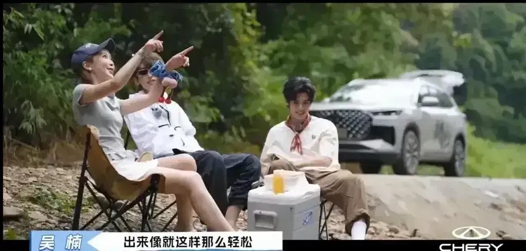 这就是赤裸裸的真相，不同年代人下班的消遣方式：
 
①  80后下班：麻将、K歌