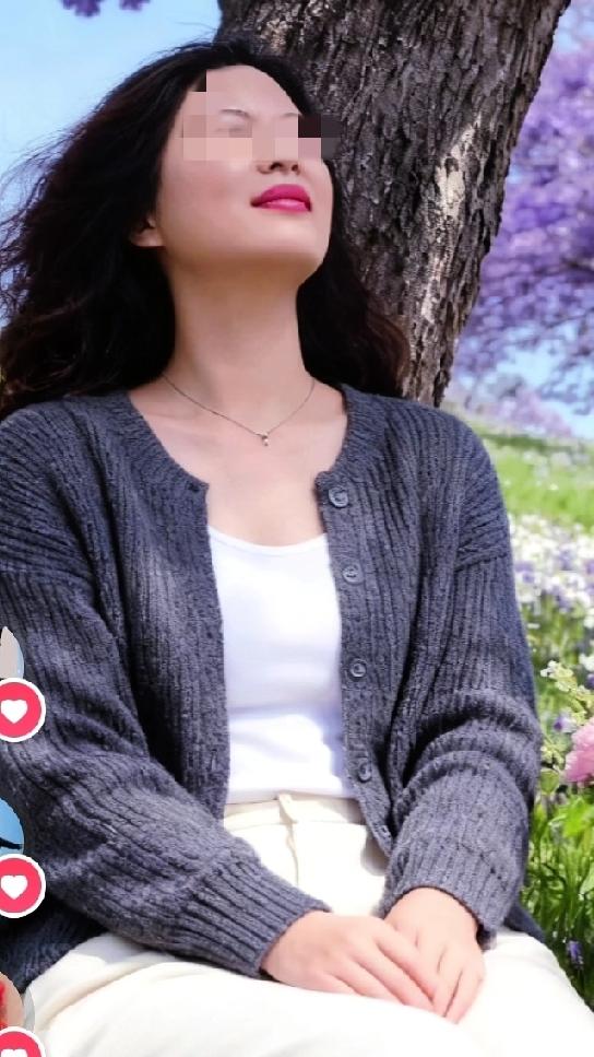 昨天闲着没事，拍了个抖音，唯一的一次露脸，但实在对不起，打码啦！
我就是相中了那