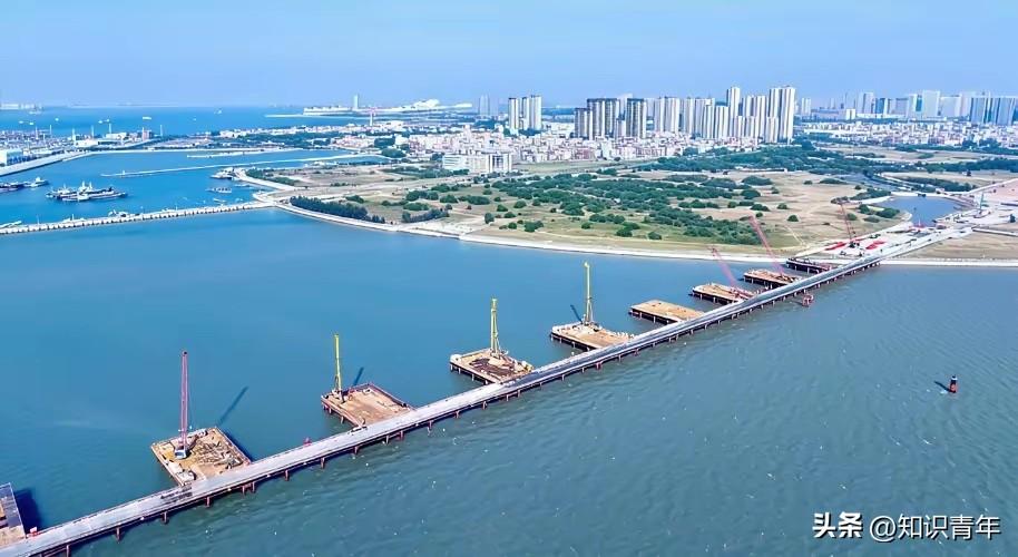 中国顶级阳谋！厦金大桥加速两岸统一，不费一枪一弹，美国拦也拦不住。中国这步棋，堪