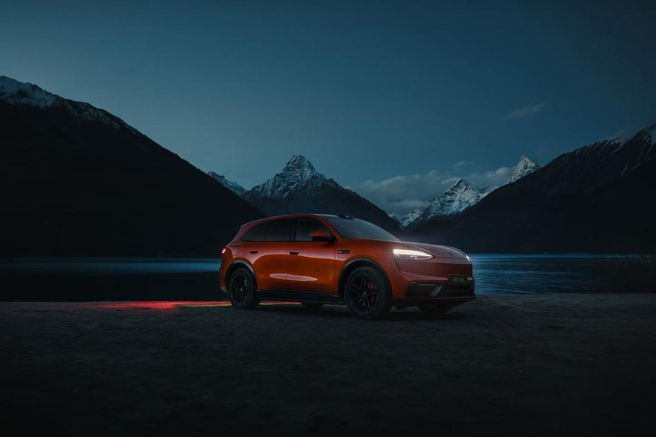 问界M6开门喧嚣关门静谧，静音体验太直观
刷到有博主实测问界M6的静谧表现视频，