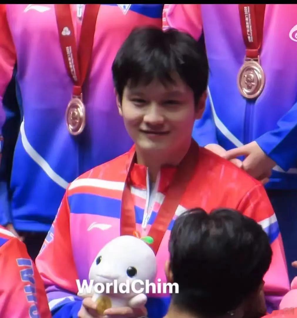 樊振东确实像啊🤔 