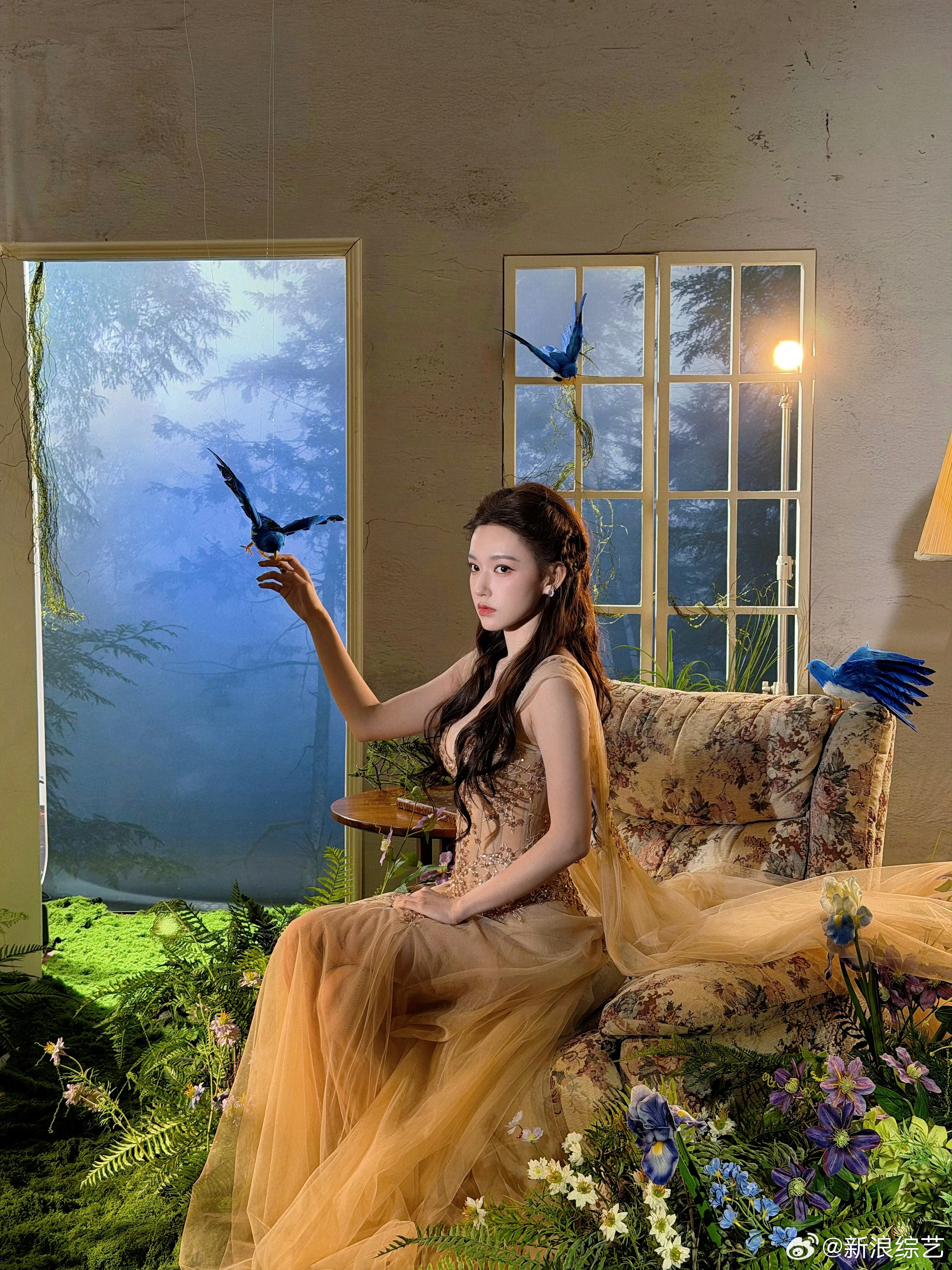 程潇身材很曼妙 微博之夜红毯 出发大片！期待红毯身姿~ 