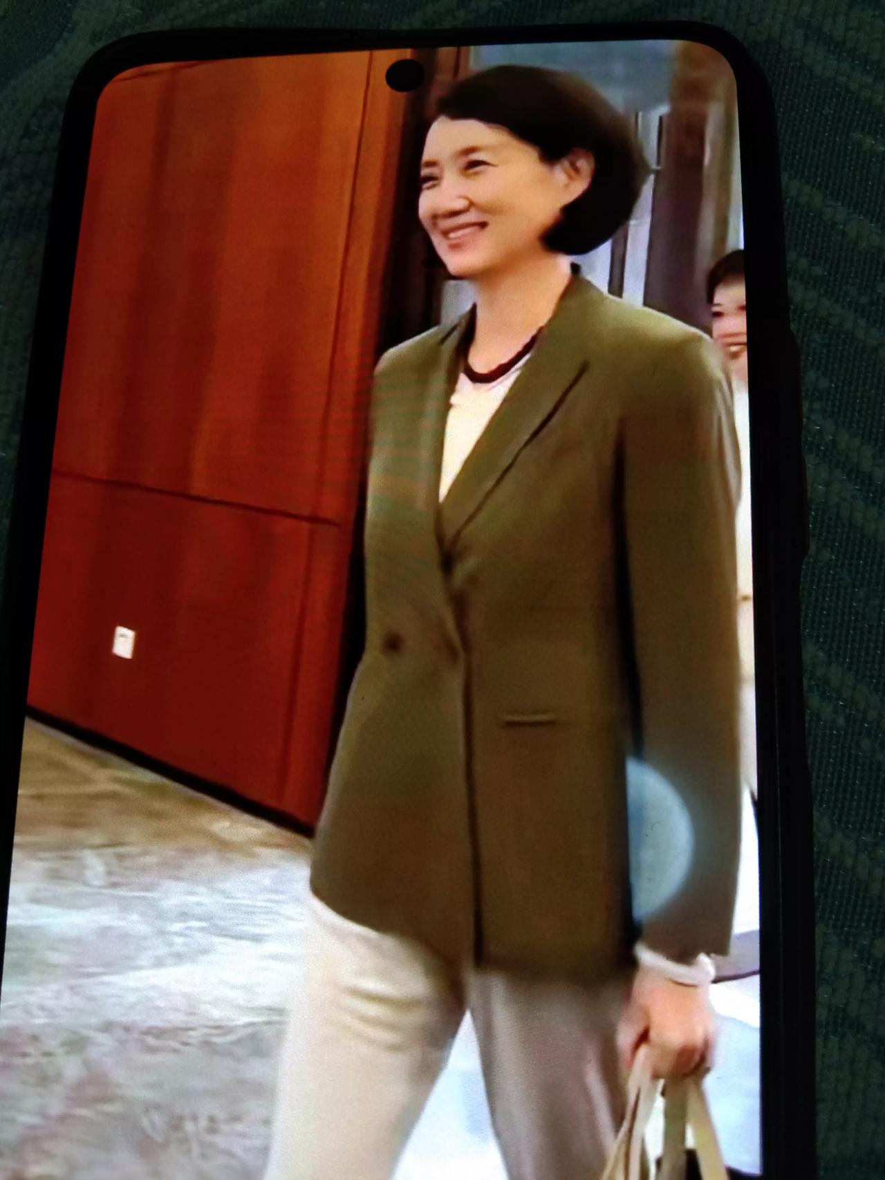 李修平
休闲照