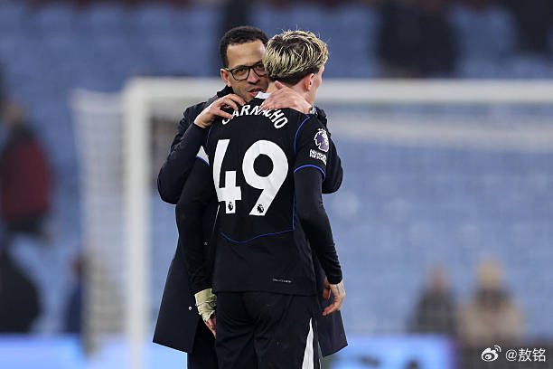 切尔西 我倒是非常期待切尔西在欧冠淘汰赛对阵大巴黎的时候，打出对维拉的这种状态，