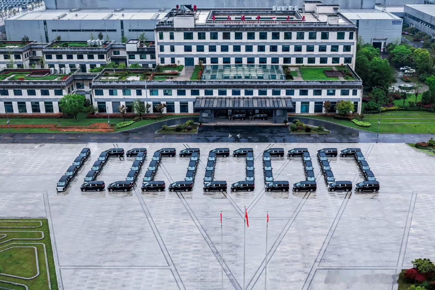 谁是楚超第一显眼包大v聊车我和汽车的日常 在2026年湖北“楚超”（湖北省城市足