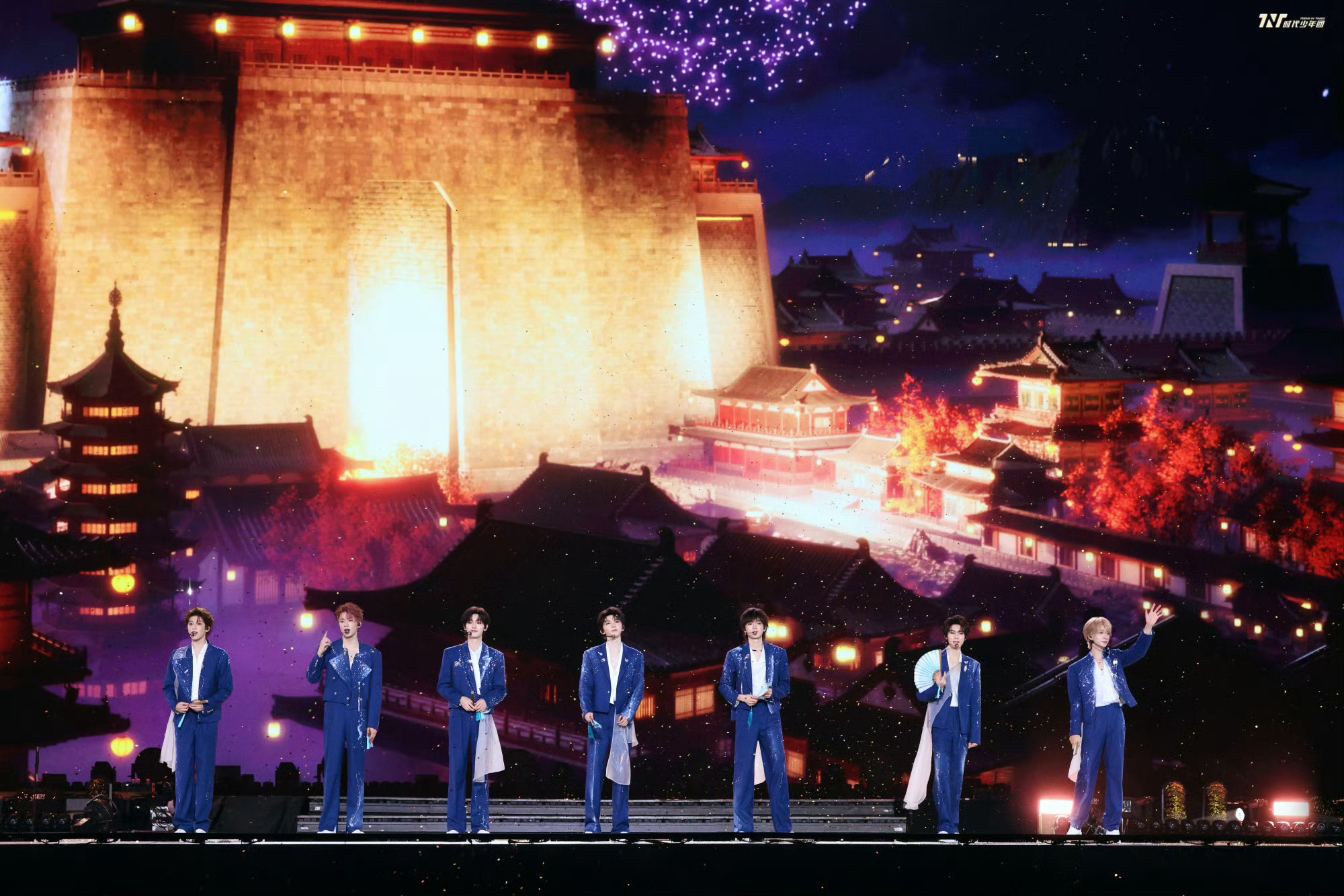 时代少年团 熠韧并肩灵魂相融性格迥异💫星河在畔无畏勇气🔥迎风奔跑青春恣意💫