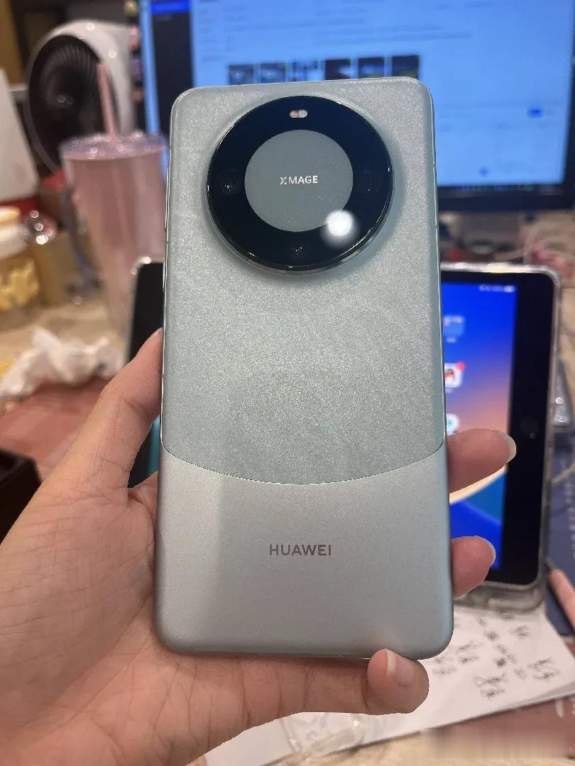 别总盯着华为Mate60 Pro，同样6000到手，小米13 Ultra也不差，